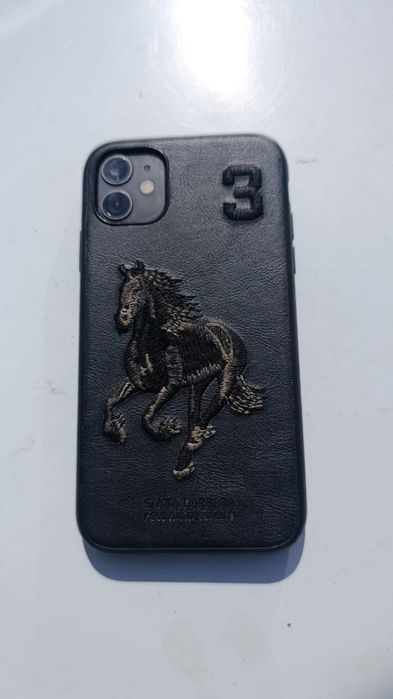 Айфон 11 продам