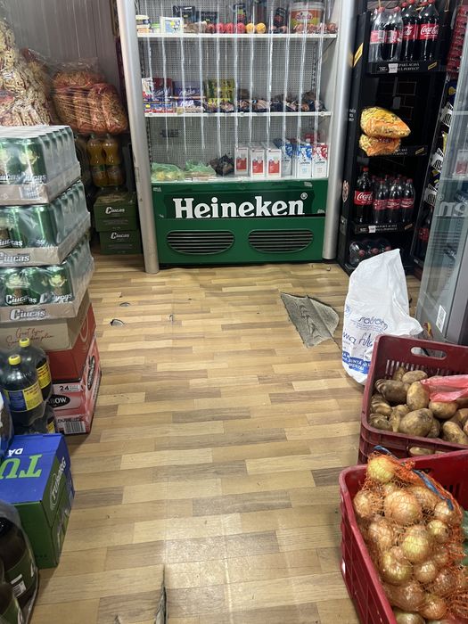 Vand magazin alimentar