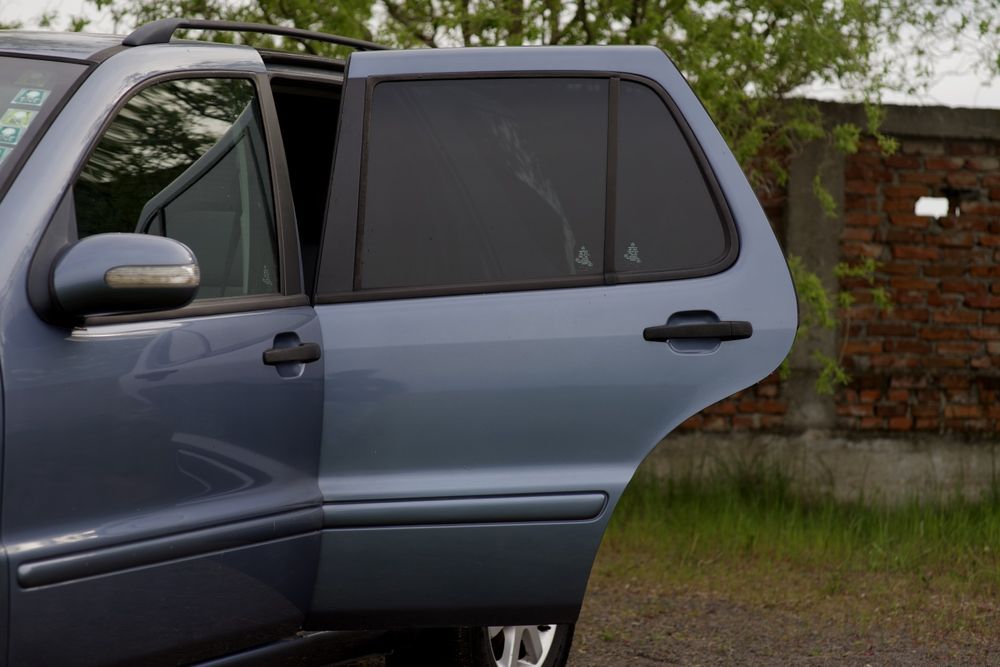 Ușa stânga dreapta fata spate Mercedes ML W163 impecabila fara rugina injector pompa înaltă pompa apa pompa vacuum pompa servo rampa injecție turbo