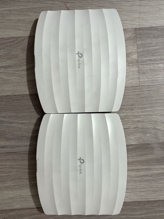 TP-Link EAP245 AC1750 Gigabit Wi-Fi точка доступа (Omada)