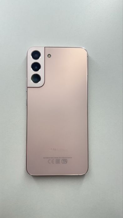 Продам Samsung Galaxy S22 Plus