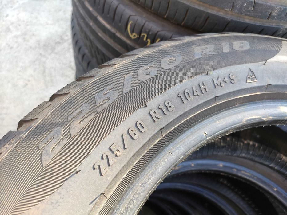 4бр Зимни гуми 225 60 18 - Pirelli