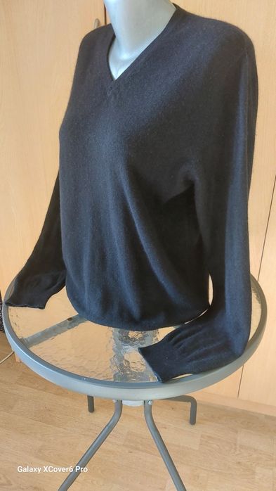 Дамски пуловер .100%кашмир.размер XL