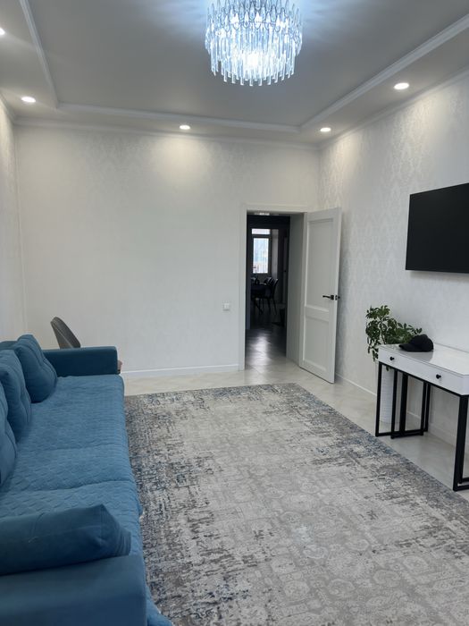 Продам 3 комнатную квартиру в центре