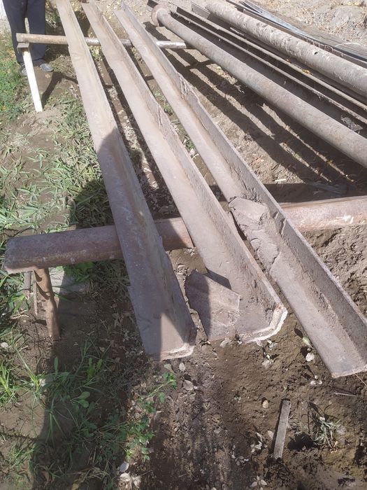 Ugolnik srochno sotiladi .faqat oladiganlar tel qilsin .