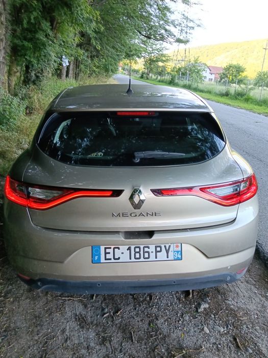 RENAULT Megane