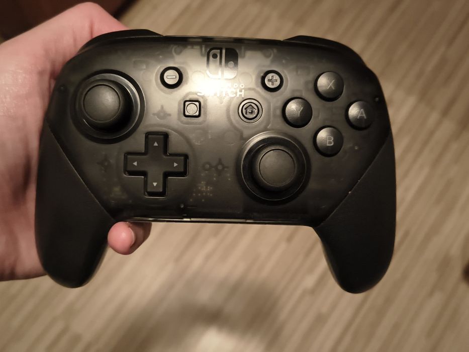 Nintendo Switch Pro Controller original la cutie cu garantie
