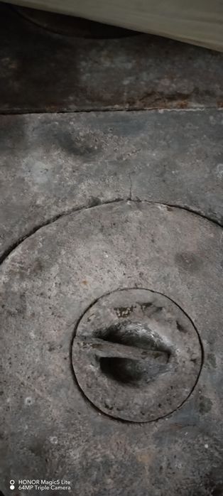 Vând sobă teracotă cu plită