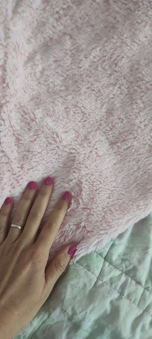 Меко одеяло с пайети (135/120 см)