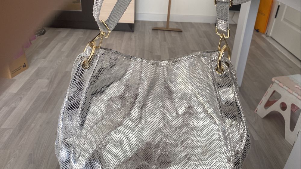 Набор посуда……….