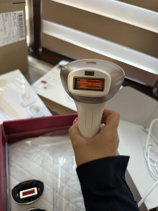 Фотоепилатор philips IPL hair removal 9000