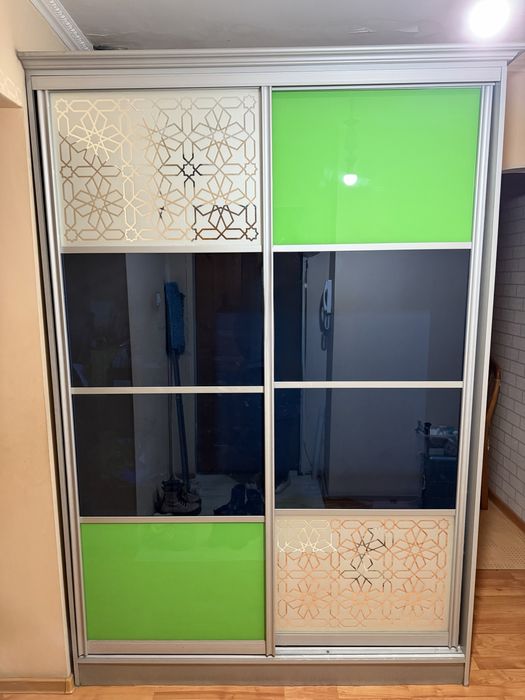 Продам шкаф купе