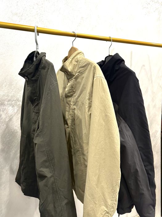 Мъжки дрехи на едро