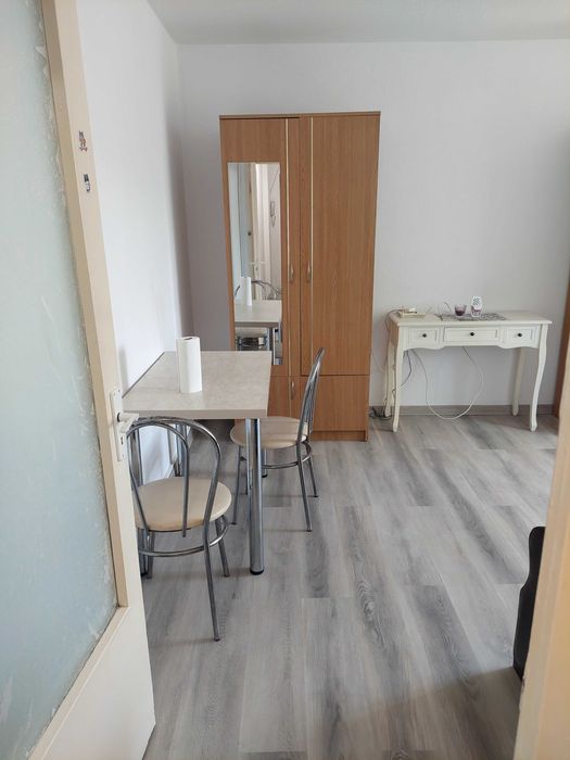 Inchiriez apartament cu o camera