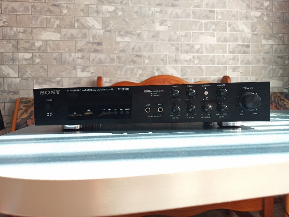 Стереоусилитель Sunbuck AV626BT