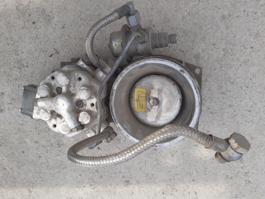 Продам дозатор 103 двигатель