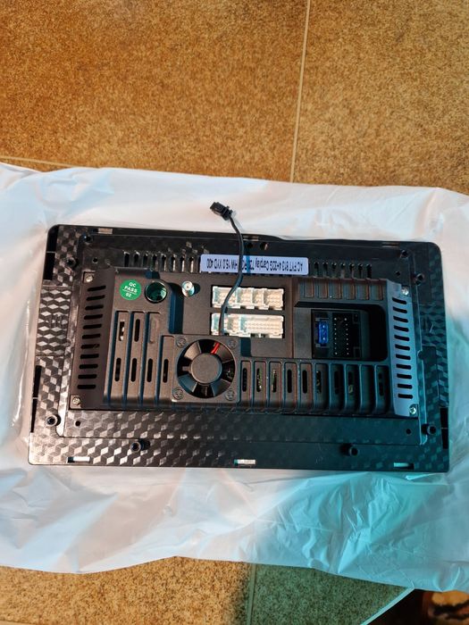 Мултимедия за автомобил бус