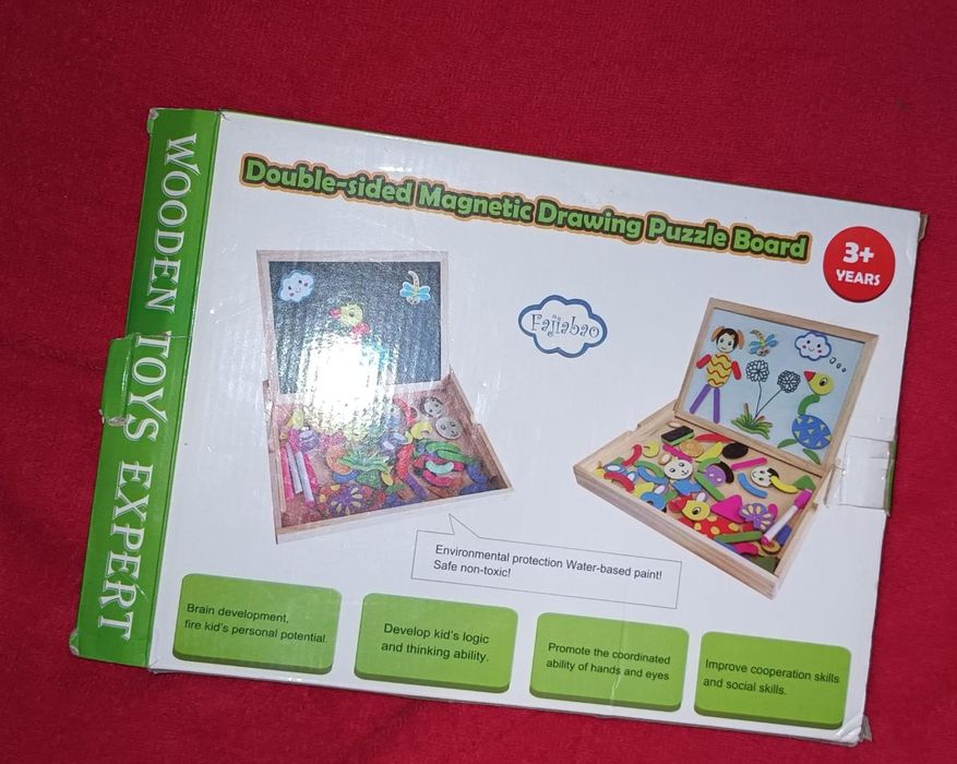 Tabla magnetica cu litere