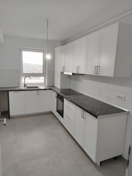 Prima inchiriere apartament 3 cam, decomandat, 2 bai, 73 mp