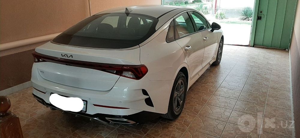 Kia K5  22.000$  16000km