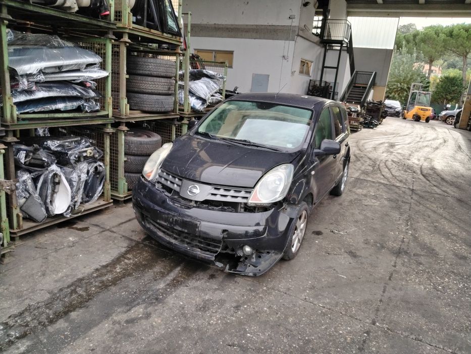 Нисан ноте /Nisan Note 1.6i автомат