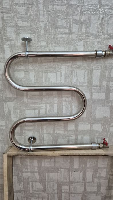 Полотенце осушитель водяной.