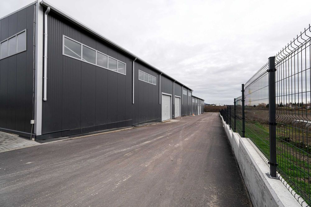 Дава се под наем Склад в с. Тополи, Област Варна - 1260 кв.м за 5040 € - Снимка #3