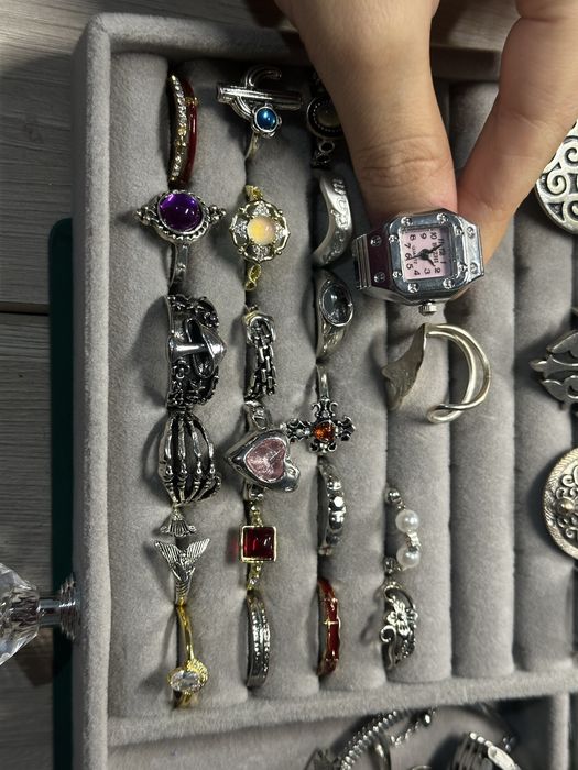 Аксесуары кольца, серьги