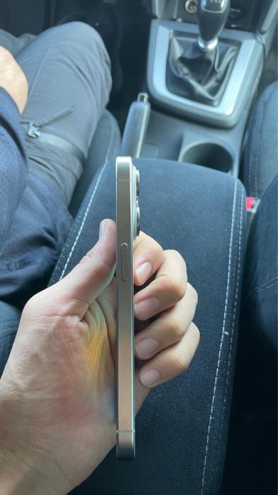 Iphone 15 PRO / 128 gb