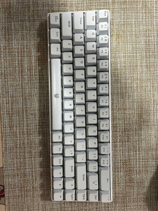 Tastatura gaming mecanica A+ K77W, iluminare RGB