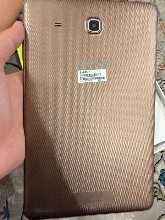 Samsung Galaxy Tab E SM-T561