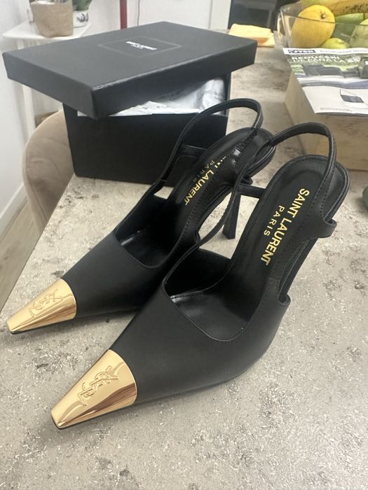 Pantofi YSL marime 35