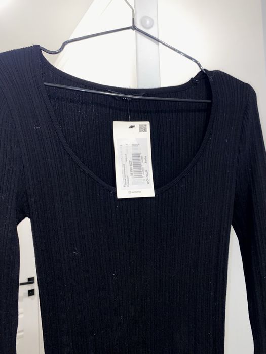 Платье трикотажное, новое