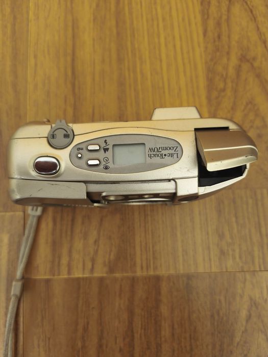 Camera foto vintage Nikon Lite Touch Zoom 70W AF funcțională