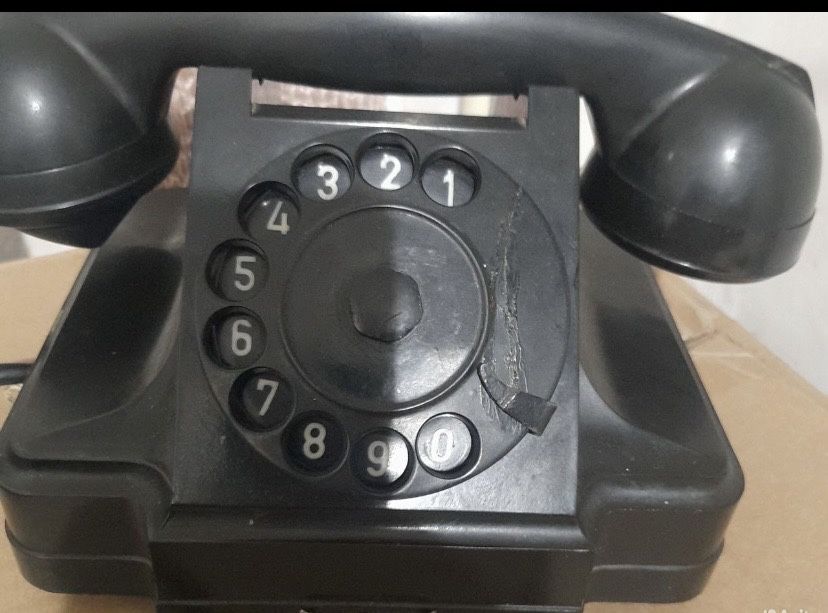 Советский дисковый телефон 1950 года