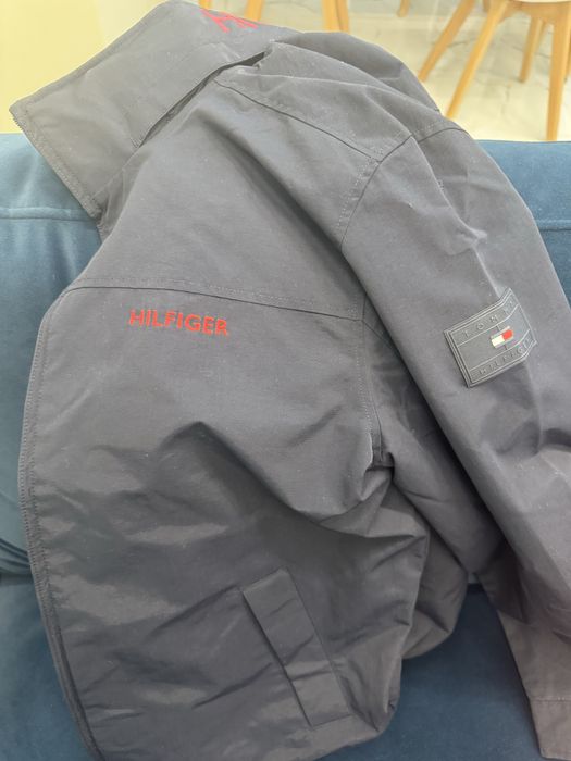 Ветровка tommy hilfiger