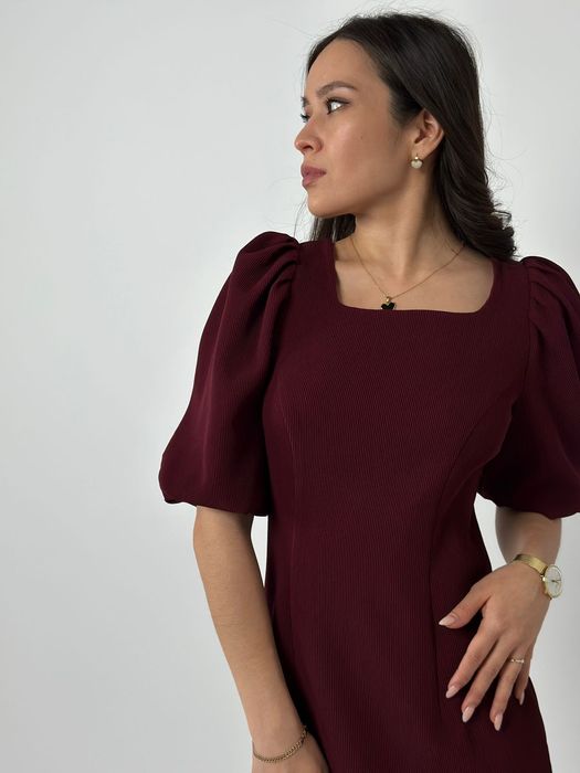 Продаётся платье