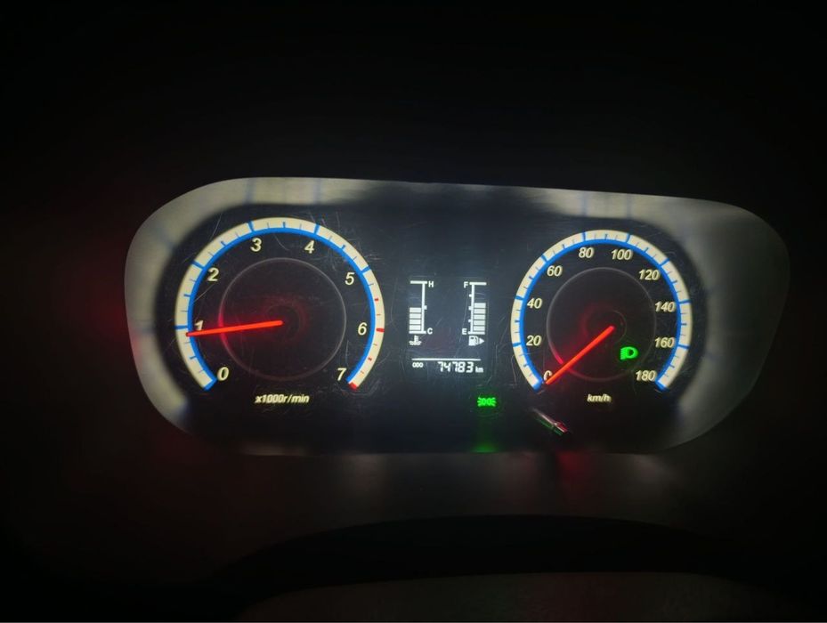 Arenda yoki Sotiladi Changan 2023 yil kraska toza prabeg 74,000 km