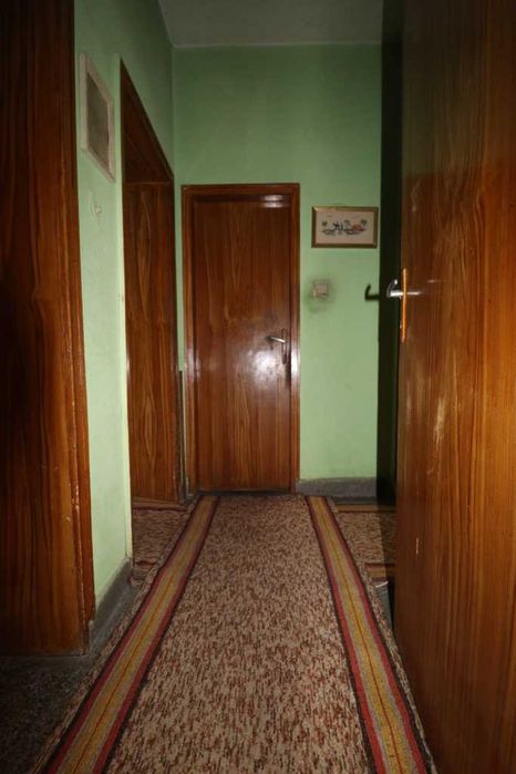 Продава се Многостаен апартамент в Благоевград, Идеален център - 90 кв.м за 915 €/кв.м - Снимка #4