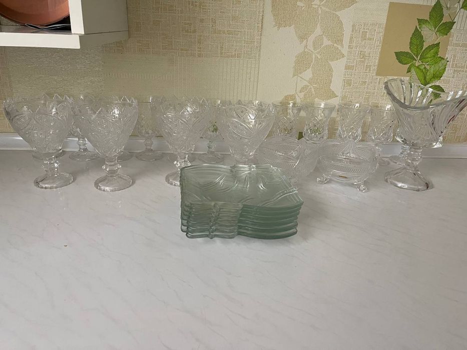 Rasmdagi narsalar sotiladi.