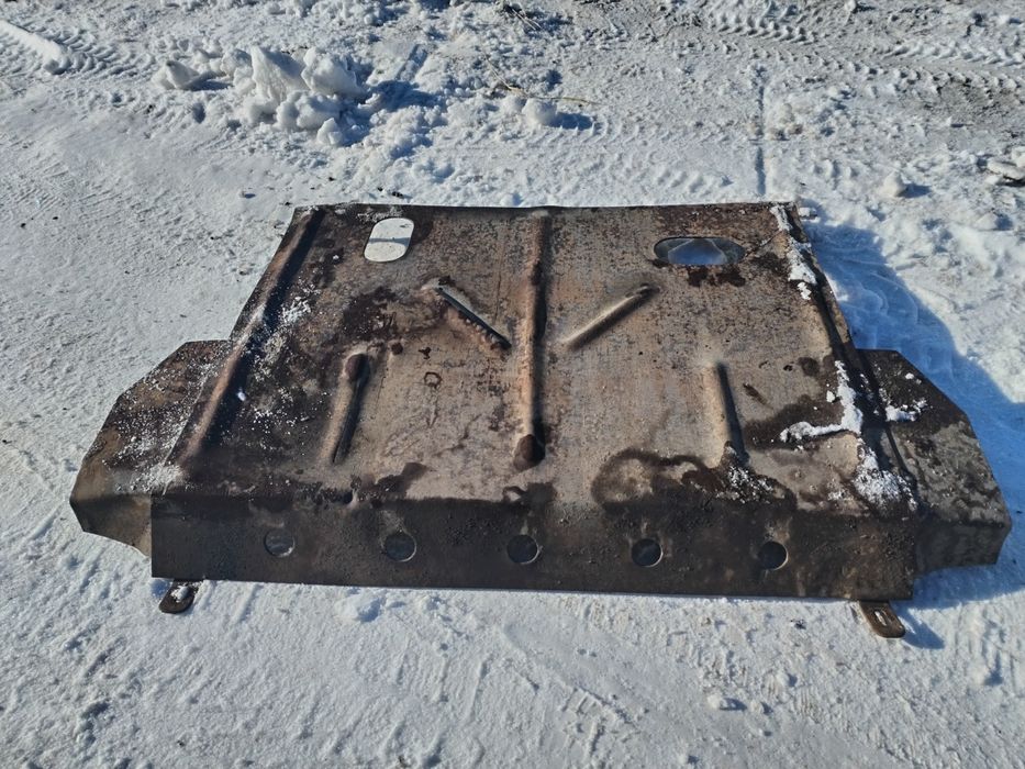 Продам защиту на приору