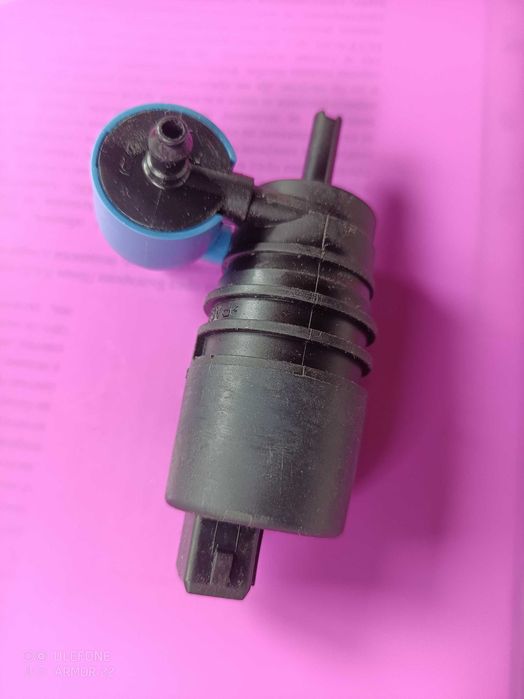 Помпа чистачки MEYLE, за Опел Зафира