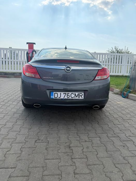 Opel insigna 2012 masină foarte rară