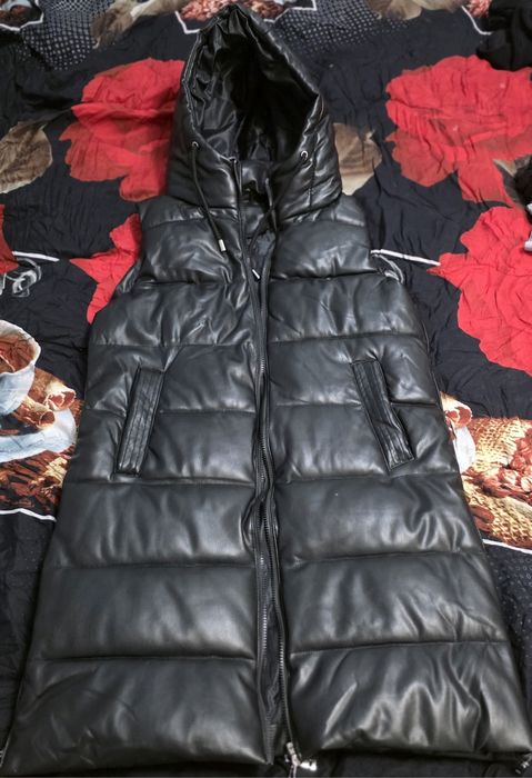 Черен кожен елек