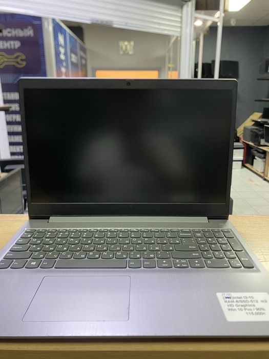 Ноутбук Lenovo i3-10gen/RAM8/SSD512/HD Graphics