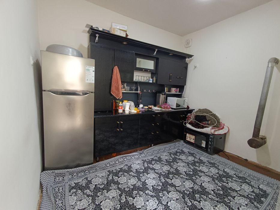 Ховли сотилади 5 хонали 3.3 сутук