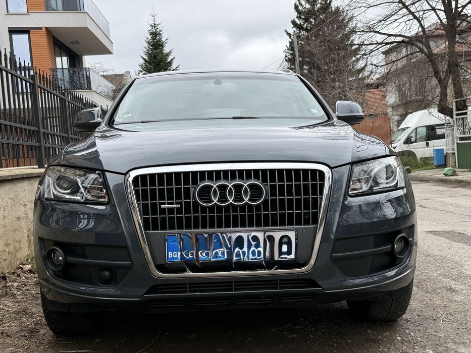 Audi Q5 автоматик бензин.