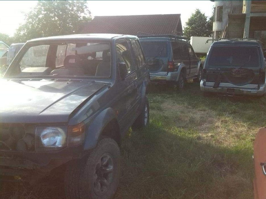 Dezmembrez Piese Dezmembrări Mitsubishi Pajero MK2 MK3 , Sport  , L200