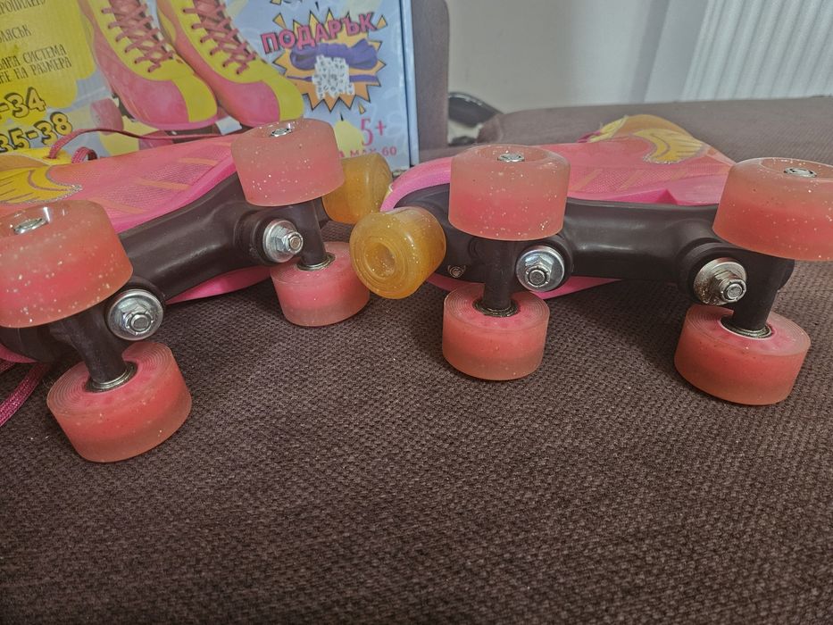 Ролкови кънки 31-34, каска, протектори