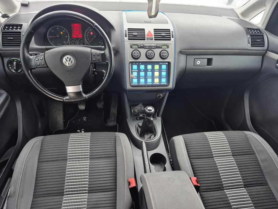 De vanzare WV Touran 7 locuri